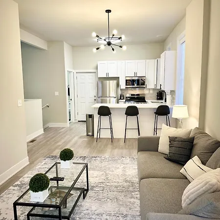 1R Cozy 1Bd Near Downtown Chicago Apartment
